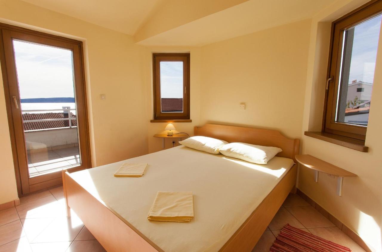 Apartment Vjekoslav Krk Town