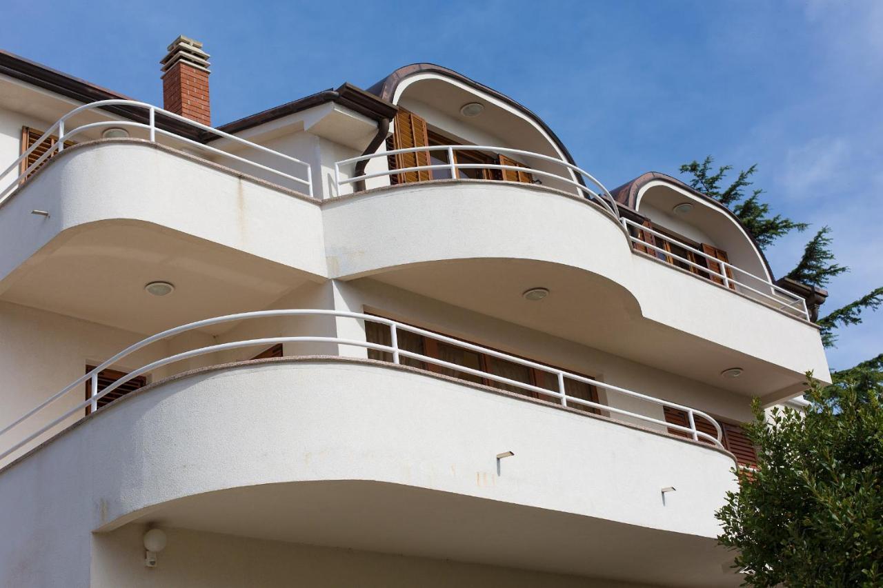 Vjekoslav Apartman
